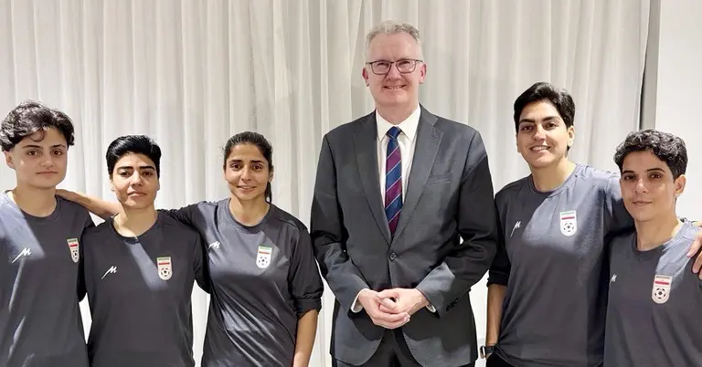 পাঁচ ইরানি নারী ফুটবলার